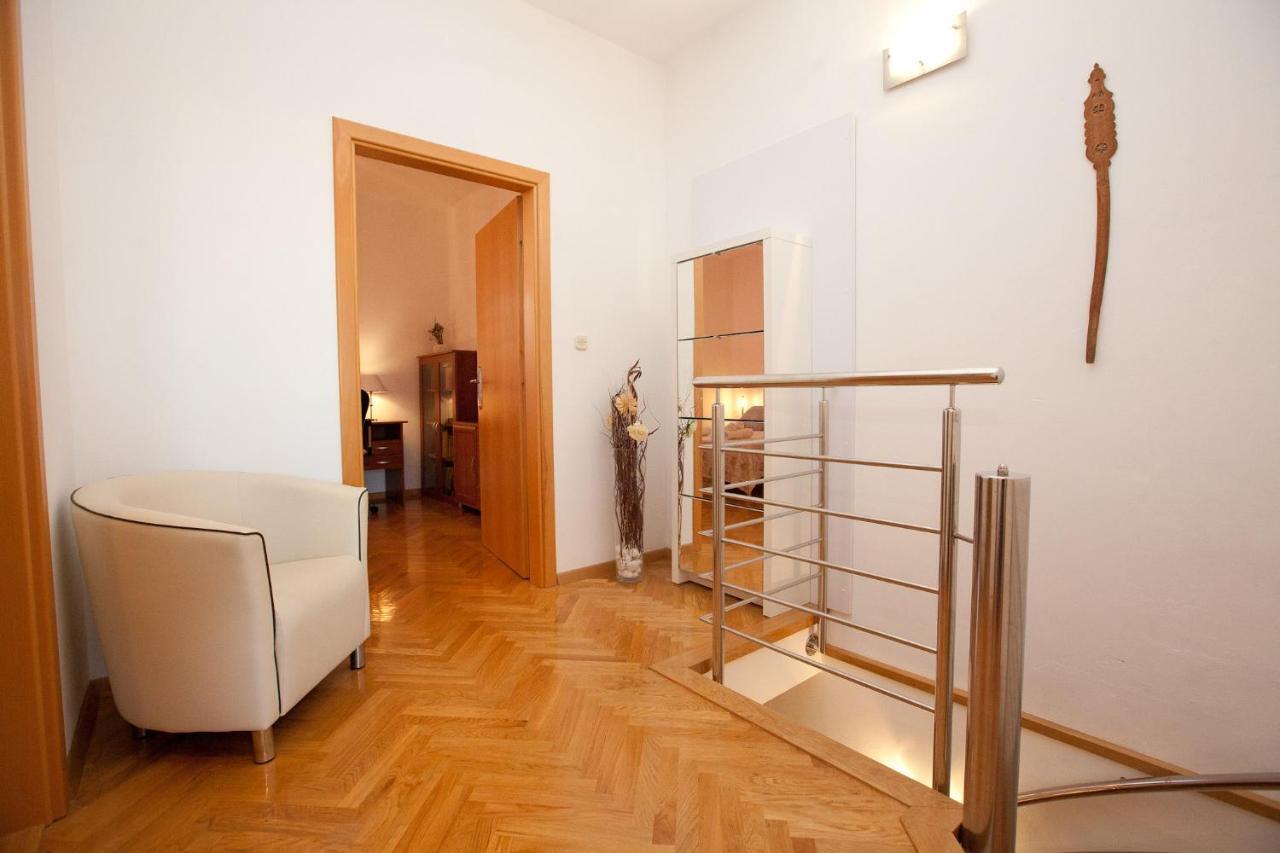 Apartments Guc Preko Kültér fotó