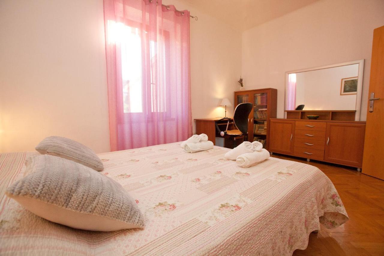 Apartments Guc Preko Kültér fotó