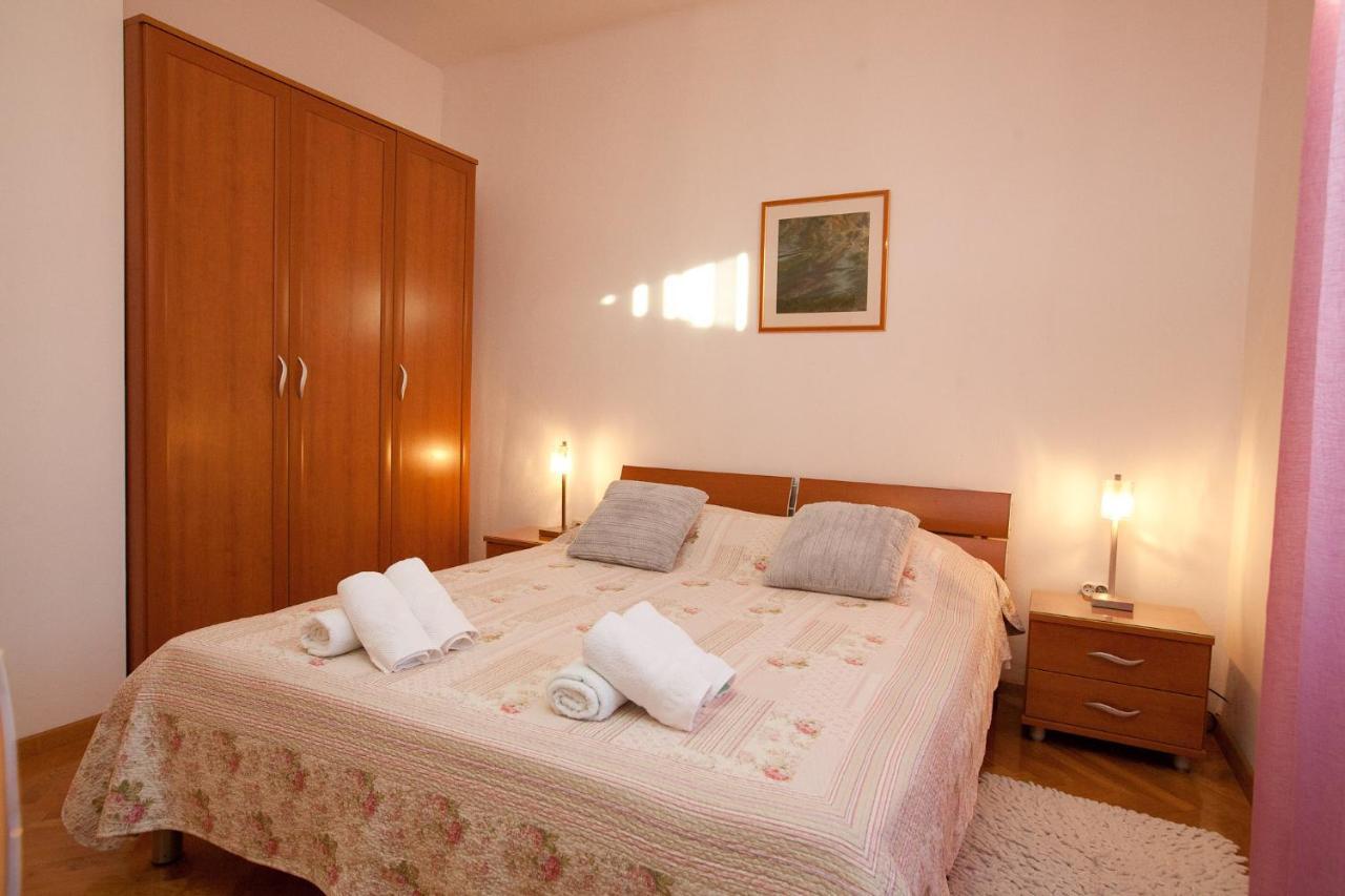 Apartments Guc Preko Kültér fotó
